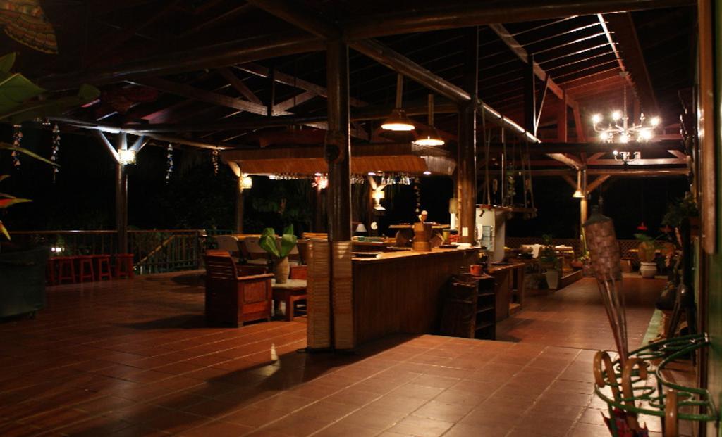 Jungle Villa Manuel Antonio Exterior photo
