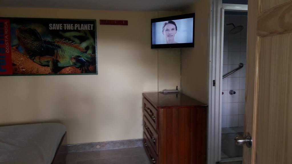 Jungle Villa Manuel Antonio Room photo